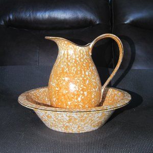 Stangl Pottery Town and Country Honey Spongeware 3.5 Qt. Pitcher.and Wash Bowl